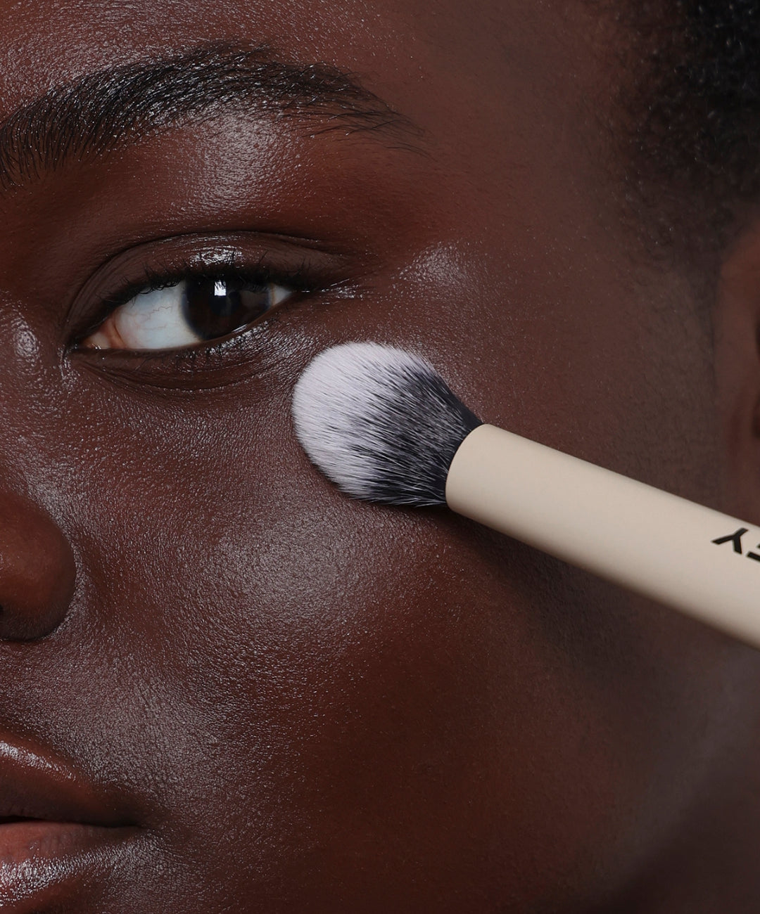 Complexion Brush - US 3892 – refy outlet shop